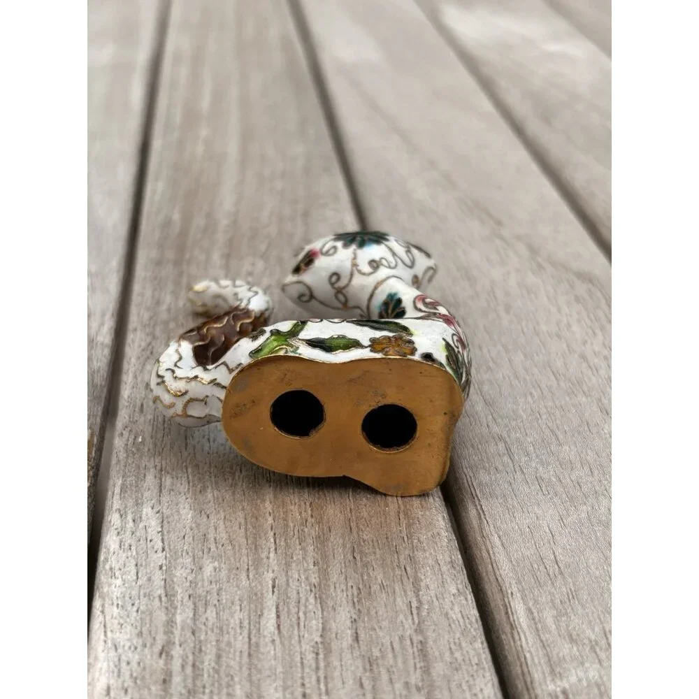 Cloisonne Brass Enamel Persian Cat Kitten Gold Trim Pink Blue Flowers 3” - Picture 3 of 6